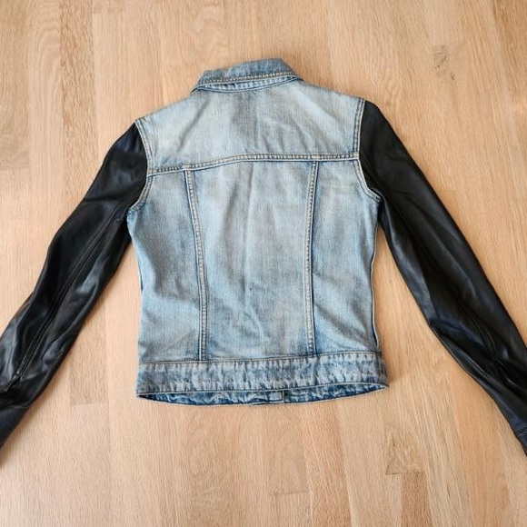 Aritzia Talula Jean jacket XS - Picture 2 of 6